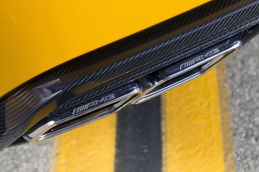  Mercedes-Benz C63 AMG Coupe Black Series 2012 года  (фото 27 из 66)